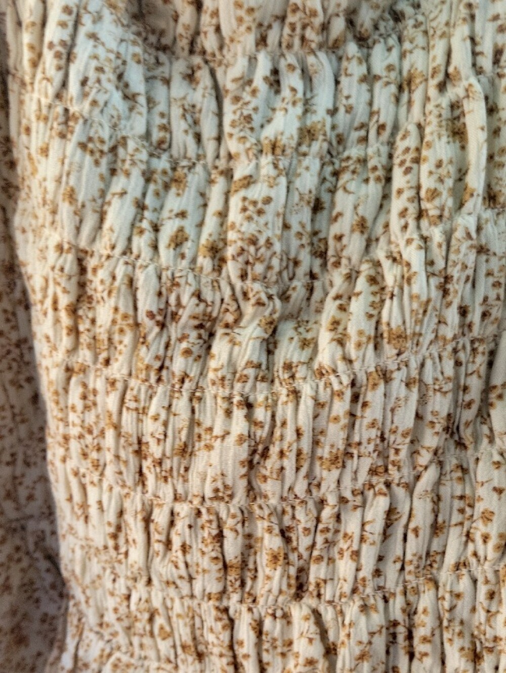 American Eagle Outfitters Cream Floral Smocked V-Neck Peplum Top - Picture 4 of 5